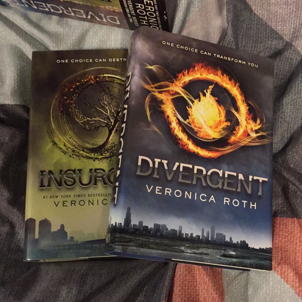 DIVERGENT SERIES BOOKS 1&2